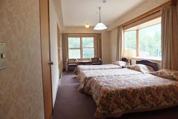 Отель Naeba Springs