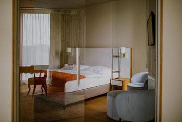 Pałac Pakoszów Schlosshotel Wernersdorf