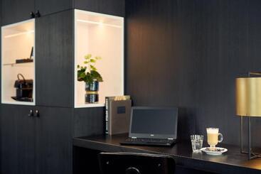 Hotel Van Der Valk Zaltbommela2