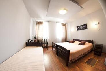 בית מלון כפרי Zajazd Wrocławski