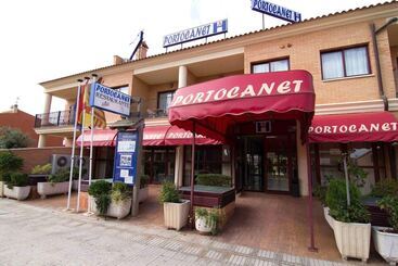 هتل آپارتمان Portocanet Complejo Turístico