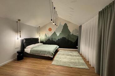 펜션 Epic Vila Brașov, Cristian