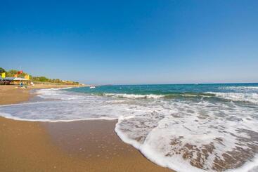 فندق Club Sun Paradise