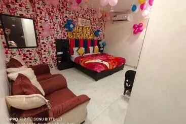 هتل O Shivam In