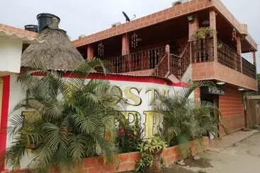 ユースホステル Hostal Naybrep