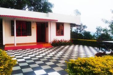 Bed and Breakfast Blackcherry Munnar