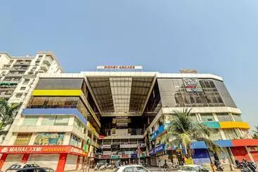 Hotel Oyo Rishta And Jahan Banquet And Rooms