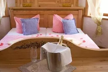 Hotelli U špejcharu