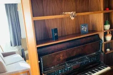 Bed and Breakfast Merkezde Elçiliklere Yakın Konforlu özel Oda