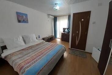 Pensão Vila Albatros