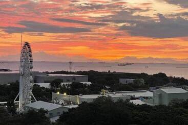 Apart Hotel 1br Deluxe At Breeze Residences Manila Bay Sunset View Near Moa
