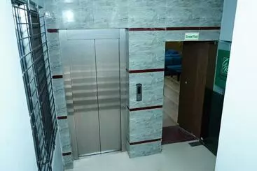 هتل Garden Residents Uttara   Lake View