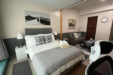 Aparthotel The Glenanna At The Fort Uptown Parksuites Tower2