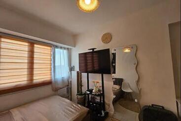 公寓式酒店  The Residences At Commonwealth By Century Properties