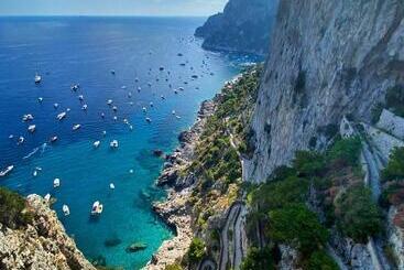 ベッドアンドブレックファースト Lemon Gaja