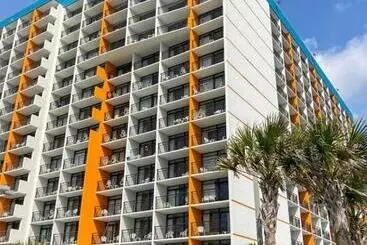هتل Upgraded Studio At Landmark Resort ! 17 Pools, Lazy Rivers, Jacuzzis! 814