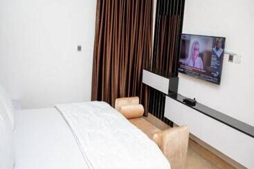 膳宿费 De Omega Digital Homes, Service Apartment   Wuye Abuja