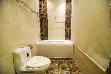 בית מלון כפרי هذه ليلتي فرع الحمراء This Lailaty Al Hamra Branch