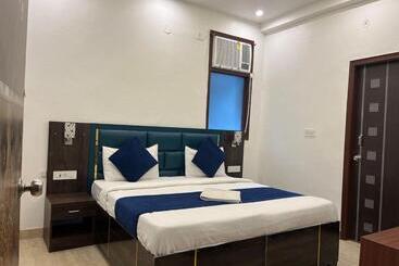 펜션 Arnav Guest House