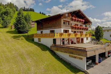 Bed and Breakfast Gästehaus Almhof