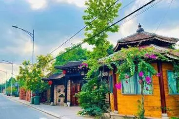 هتل Garden House Tí Nị