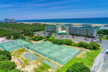 בית מלון כפרי Plantation East 4109