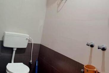 Majatalo Paradise Auro Ghar Guest House