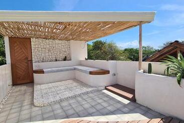 Shore Thing Gili Air Beachfront Apartment