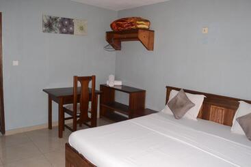 Executive Suites & Apartments   Vip Services