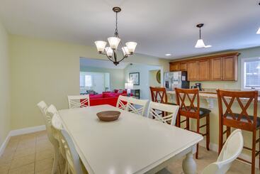 茅舍 Hilton Head Resort Getaway: Community Beach, Pool!