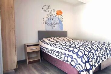 La Casa De Las Flores