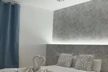 هتل Hostal New Dream Madrid