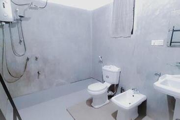 Pensió Marakuja House