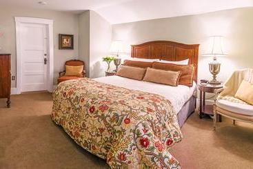 Bayberry Inn B&b And Oregon Wellness Retreat