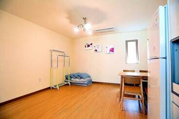 Appartment Eltz Town Pension