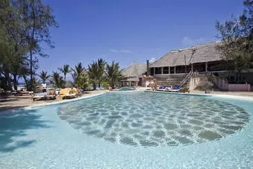 هتل Lily Palm Resort