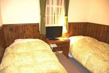 Hotelli Pension Human