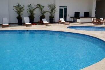 Palmetto Eliptic Apartments