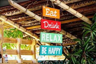 فندق صغير Happy Hammocks, Hiriketiya Beach   Sri Lanka