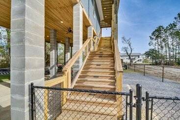 Сельский дом Bay St Louis Home W/ Private Dock + Kayaks!