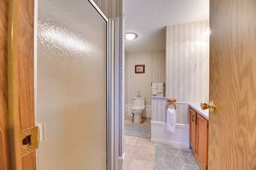 קוטג'' Cozy Lakemont Getaway, 11 Mi To Watkins Glen!