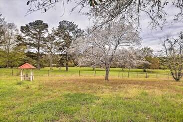 بيت ريفى Charming Retreat On 80 Acre Willow Rock Ranch!