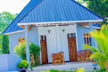 ホテル Mapeni Lodge