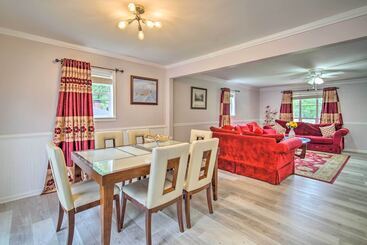 کلبه Picturesque Kennesaw Home W/ Private Backyard