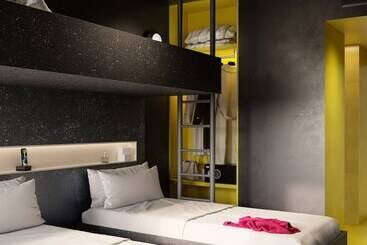 Amistat City Hostel Barcelona