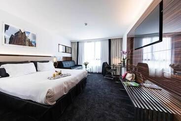 Westotel Taverny Paris Val D Oise