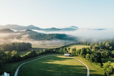 Otel Cottages At Julep Farms
