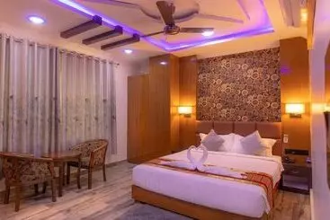 Hotel Deluxe Twin