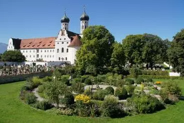 Pensione Zentrum Für Umwelt Und Kultur Gästehaus Und Jugendbildungseinrichtung Im Maierhof