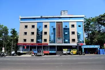 Szálloda Aradhya Inn Deralakatte